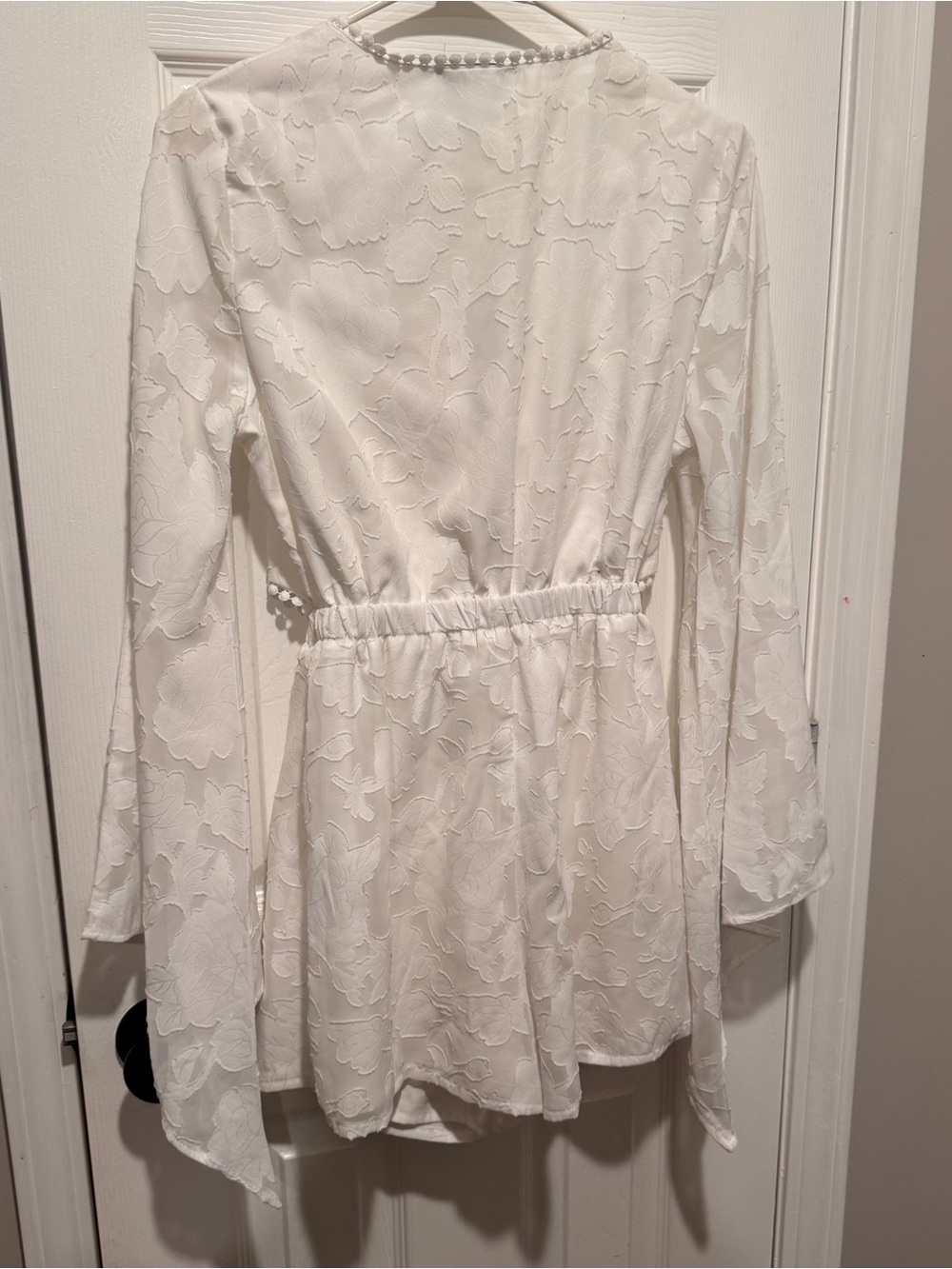 Cider White Floral Jacquard Romper Small Bell Sleeve Cutout Tie Front Boho - Picture 6 of 6